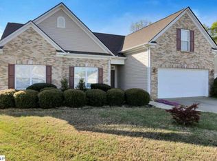5 Coral Bell Ct, Simpsonville, SC 29680