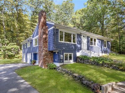 485 Snake Hill Rd, Glocester, RI, 02857