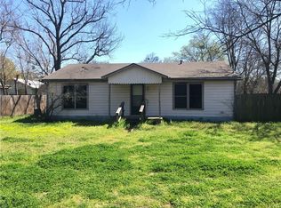 106 George St, Cleburne, TX 76031