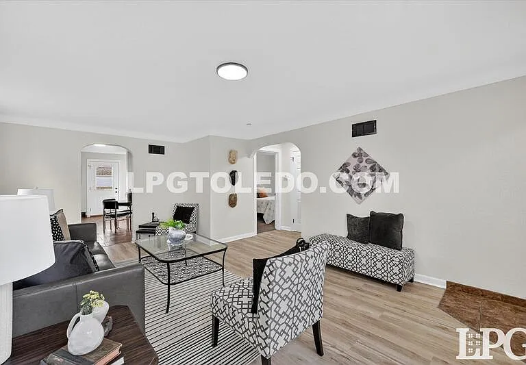 5831 Gany Mede Dr — Photo 8
