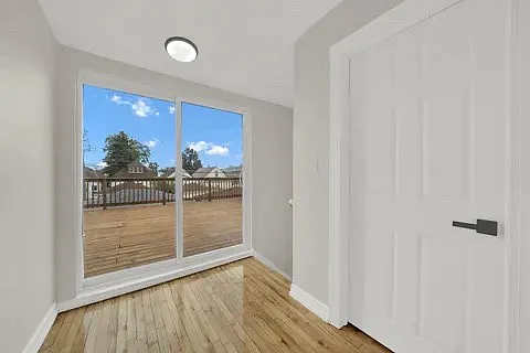 6235 S Kedvale Ave — Photo 8