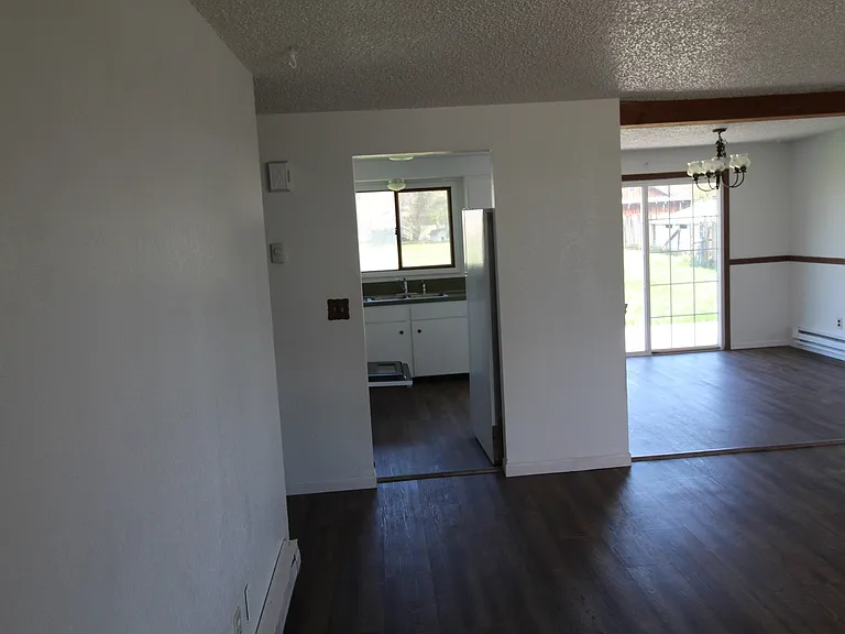 4831 Darwin Pl — Photo 4