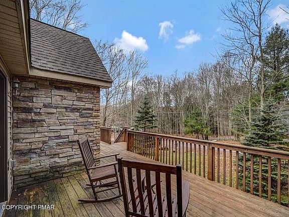 3rd image of 2259 Northgate Ct