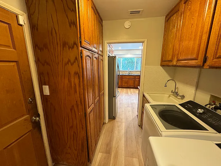 8606 Casaba Ave — Photo 10