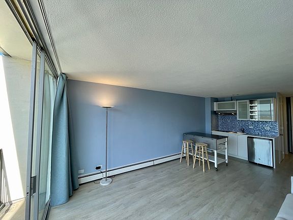 5th image of 1050 N Point St APT 205