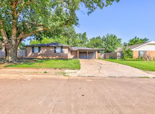 3405 Shadybrook Dr, Midwest City, OK 73110