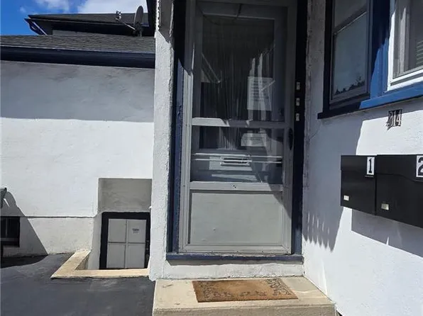 214 W Main St #1, Bath, PA 18014