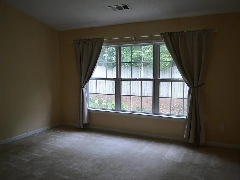 2924 Cottesford Way SE — Photo 18