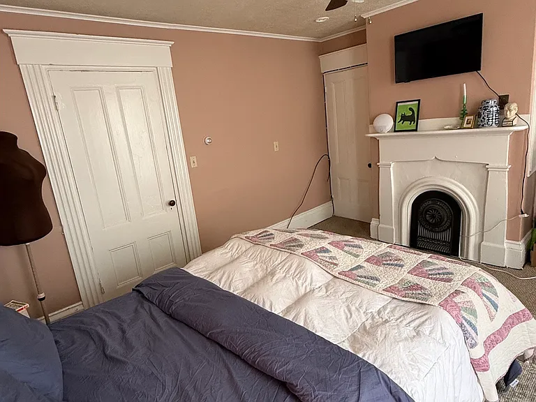 340 Water St #1 — Photo 3