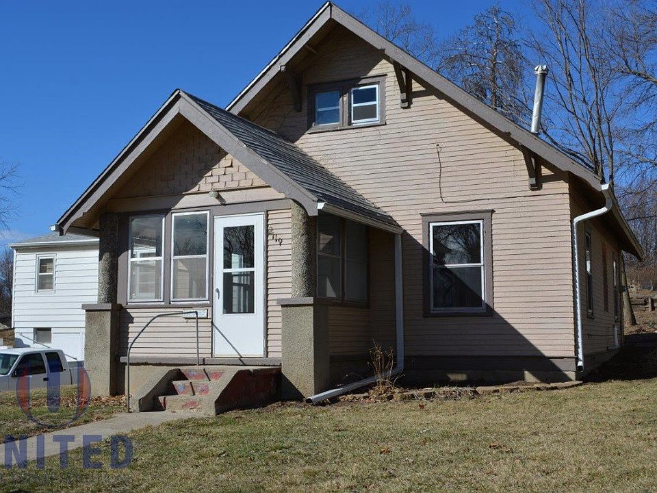 1st image of 2119 S Olive St