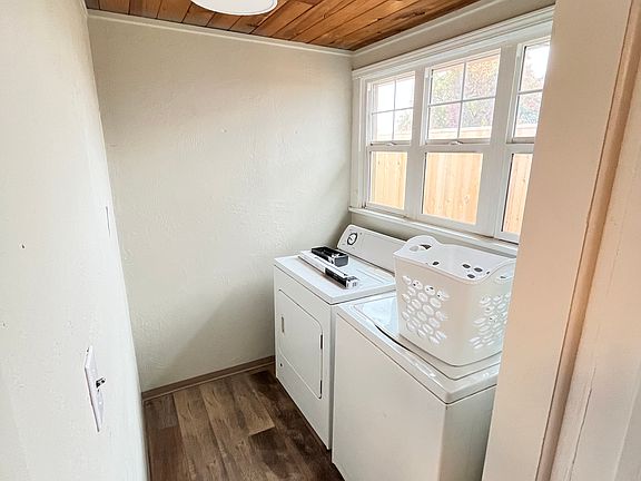 5th image of 117 E Pine St #1-9