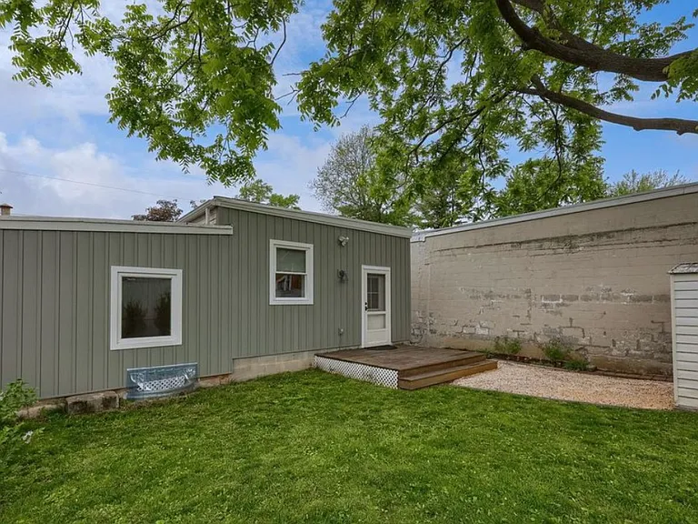 934 W Vine St — Photo 10