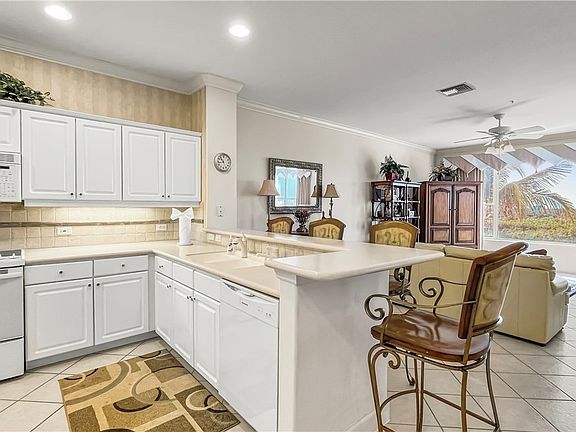 5th image of 9121 Southmont Cv APT 304