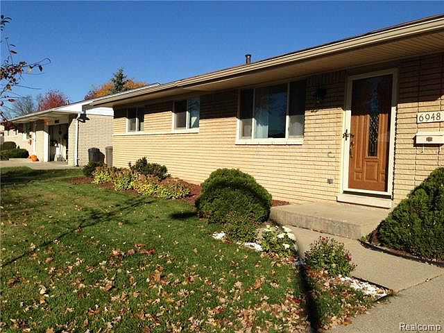 1st image of 6948 Willow Creek Dr