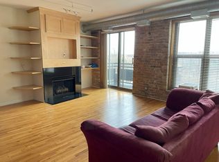 1735 W Diversey Pkwy, Chicago, IL 60614