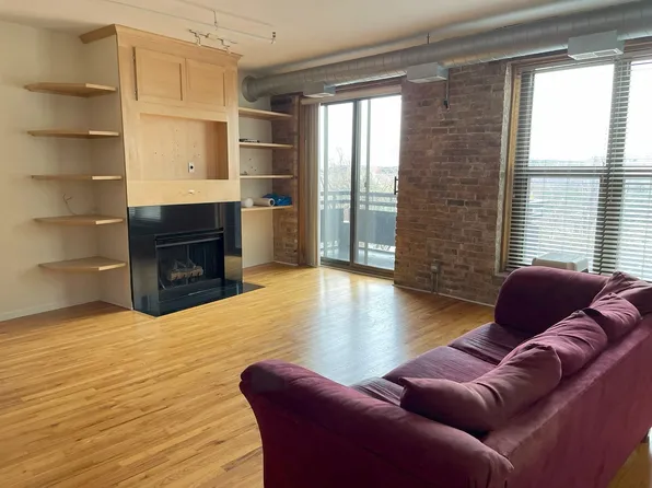 1735 W Diversey Pkwy, Chicago, IL 60614