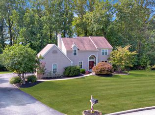 93 Stonehedge Dr, Glenmoore, PA 19343