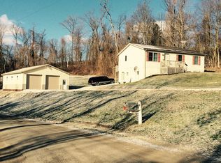 72030 Treadway Rd, Martins Ferry, OH 43935