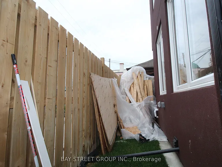 108 Chatham Ave — Photo 22