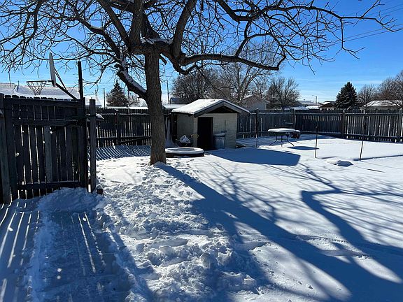 4th image of 720 S McCabe Ave