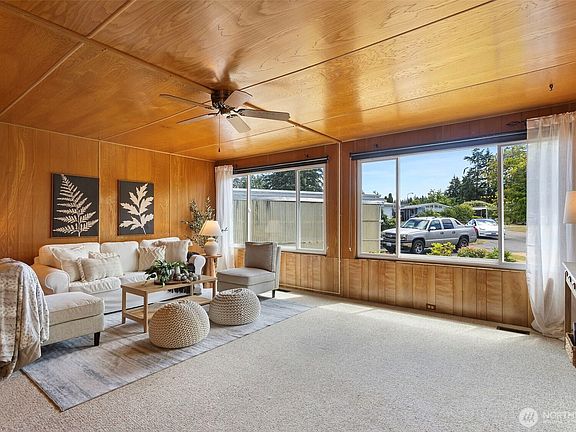 5th image of 3702 Hunt Street #17
