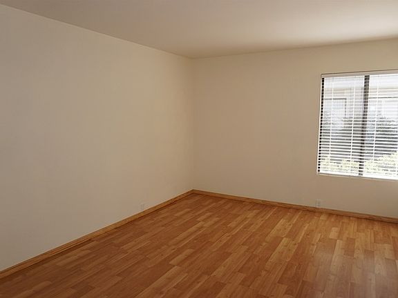 5th image of 3918 Camino Calma