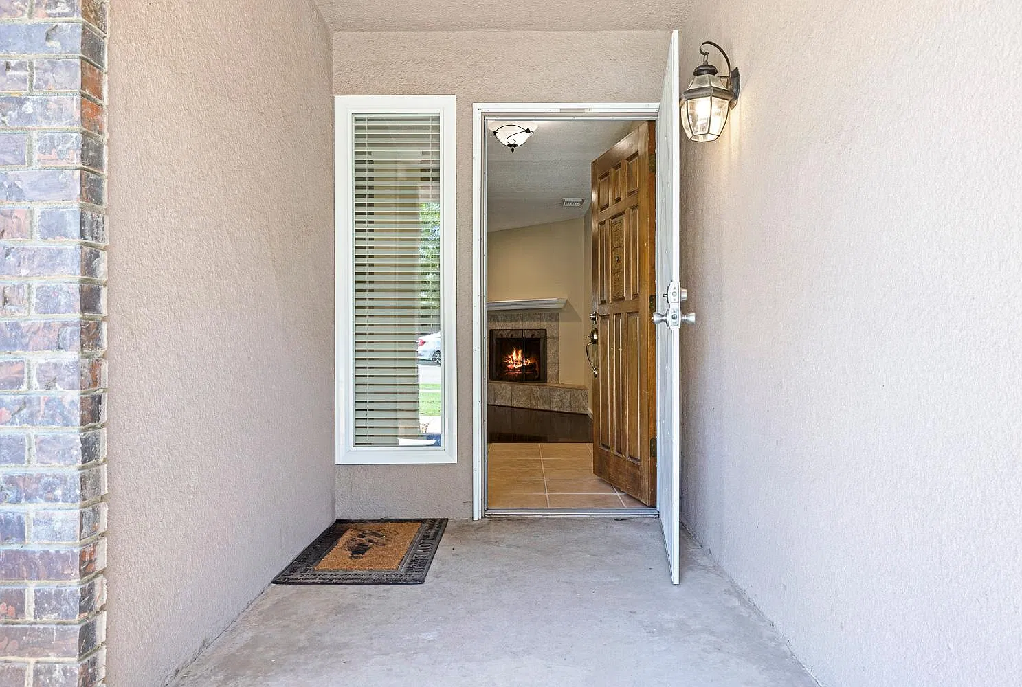 3 bed, 1850 sqft, $2,545 — Photo 3