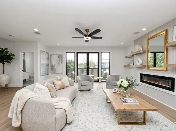 9022 Ferdinand St, Houston, TX 77051