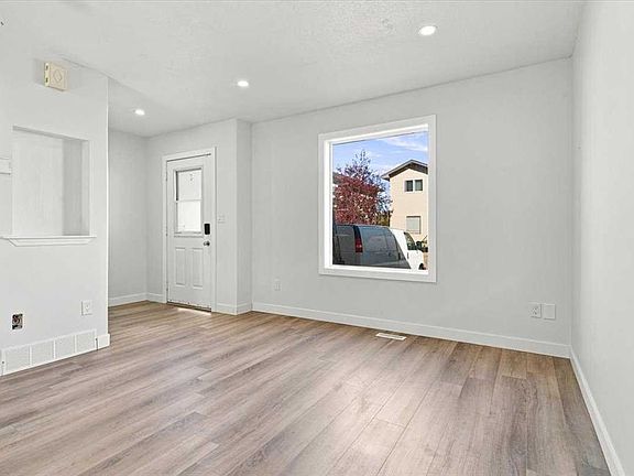 4th image of 10150 E 121st Ave #138