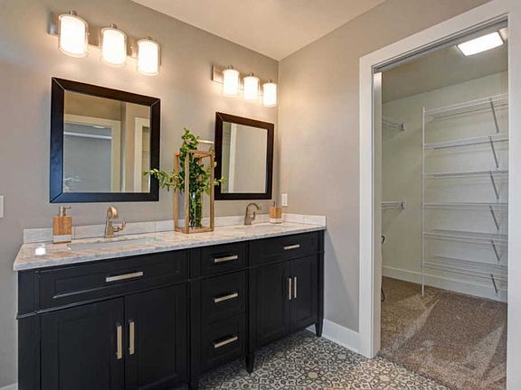 4th image of 3922 Quincy Meadows Ct #39