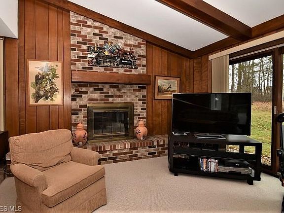 5th image of 29260 Hidden Valley Dr
