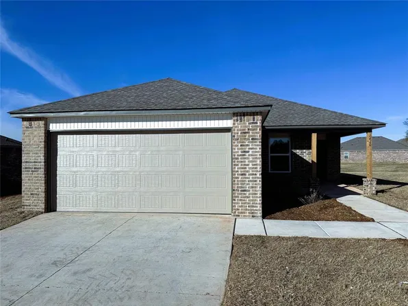 1410 Claire Ct, Shawnee, OK 74804