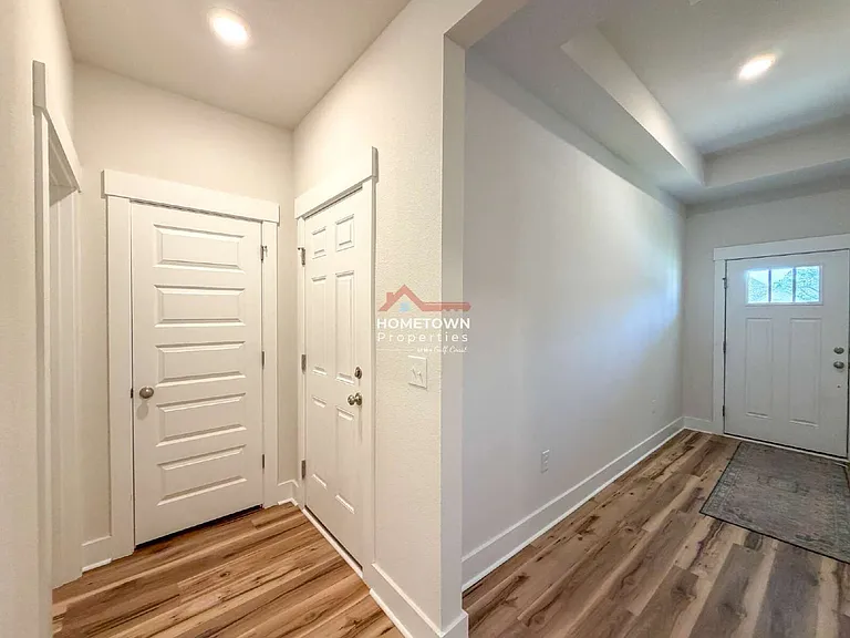 220 Camellia Dr — Photo 29
