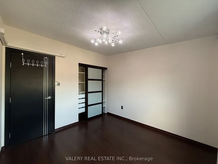 180 Mississauga Valley Blvd #143A — Photo 25