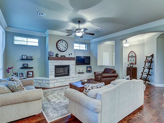5th image of 17019 Salado Dr