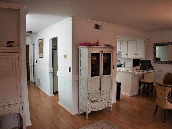 5th image of 3015 Buckingham Ln #30