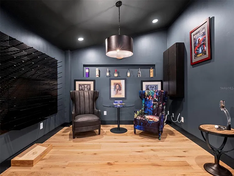 1021 Temple Grove Pl — Photo 18