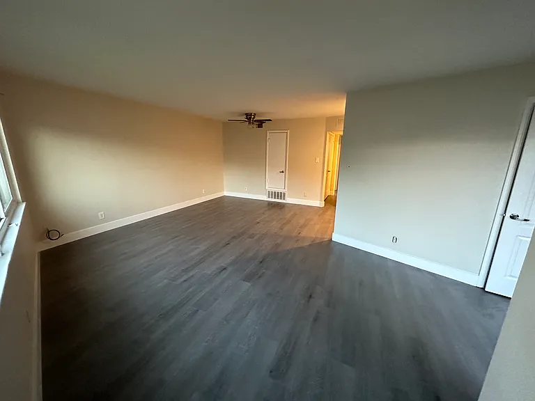 4612 Ashdale Ct #1 — Photo 4