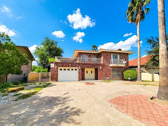 3rd image of 2251 Acapulco Dr