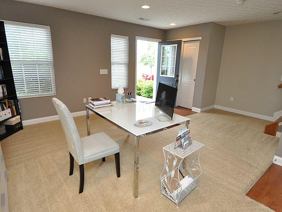 3rd image of 5929 Canyon Creek Dr #601