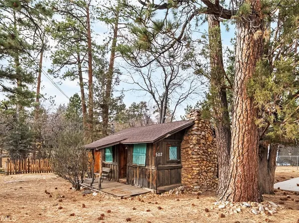 502 Sunset Ln, Sugarloaf, CA 92386