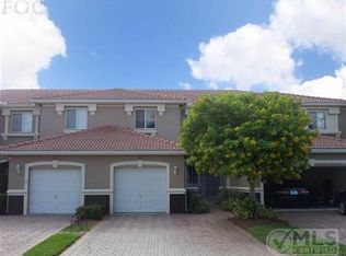 9793 Roundstone Cir, Fort Myers, FL 33967