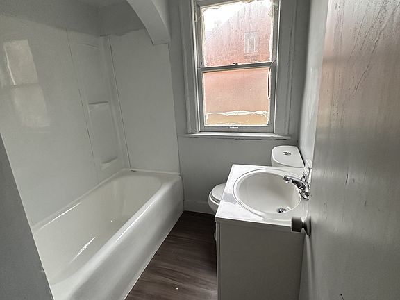 2nd image of 15476 Sorrento St #1