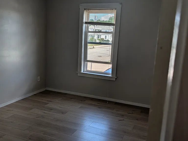 119 Lafayette St #2 — Photo 7