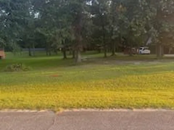 2613 Lonesome Rd, Albany, GA 31721