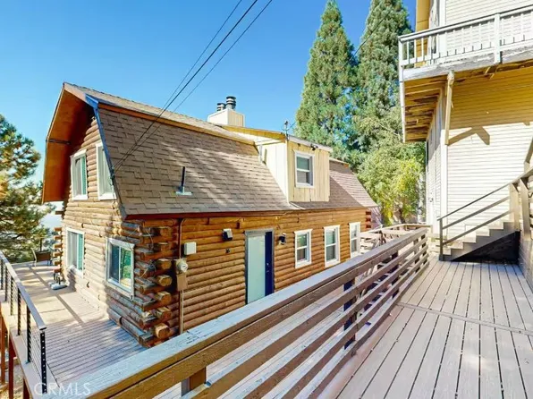 1960 Willow Dr, Running Springs, CA 92382