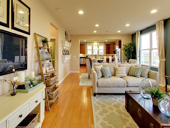 3rd image of 24316 Leelanau Ln
