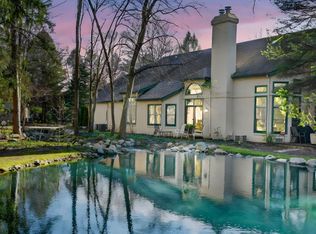 1446 Bridge Water Way, Mishawaka, IN