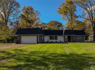 1149 Bull Rd, New Lebanon, OH 45345