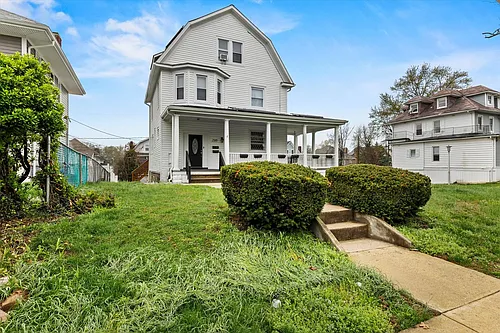 2510 Roslyn Ave Photo 1
